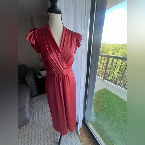 🍑Taylor Pink Midi Sundress with Flutter Sleeves🍑 - Picture 1 of 12